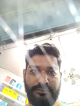 Snapshot of avi007p chatting on July 20, 2026, 1:57 pm avi007p online show from July 20, 2026, 1:57 pm