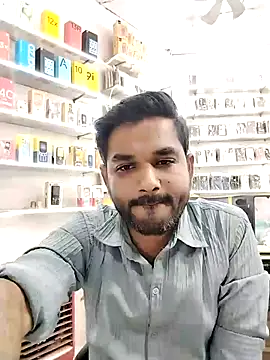 avi007p online show from November 11, 2025, 4:24 pm