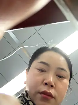 Snapshot of DHJM168 chatting on December 23, 2025, 12:22 am DHJM168 online show from December 23, 2025, 12:22 am