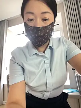 Snapshot of 300-AMAM chatting on October 11, 2025, 6:14 am 300-AMAM online show from October 11, 2025, 6:14 am