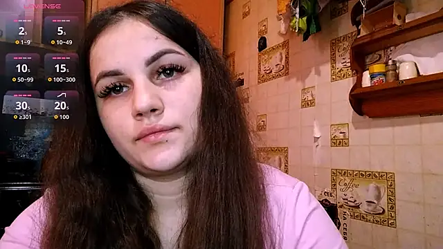 DierdreCousineau online show from November 12, 2025, 10:08 am