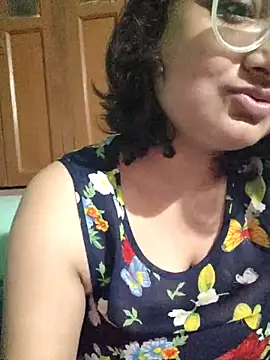Lovebites0 online show from October 5, 2025, 9:16 pm