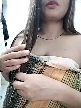 Snapshot of Sexy_vernilla chatting on February 24, 2026, 9:48 pm Sexy vernilla online show from February 24, 2026, 9:48 pm