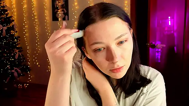 Liraras online show from January 7, 2026, 3:28 pm