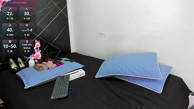 Snapshot of Bora_Lajuana chatting on June 2, 2026, 4:01 am Bora Lajuana online show from June 2, 2026, 4:01 am