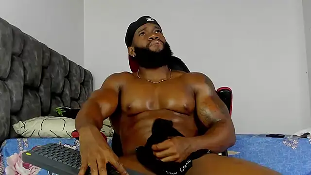 Snapshot of james_musclebbc chatting on September 21, 2025, 4:34 pm james musclebbc online show from September 21, 2025, 4:34 pm