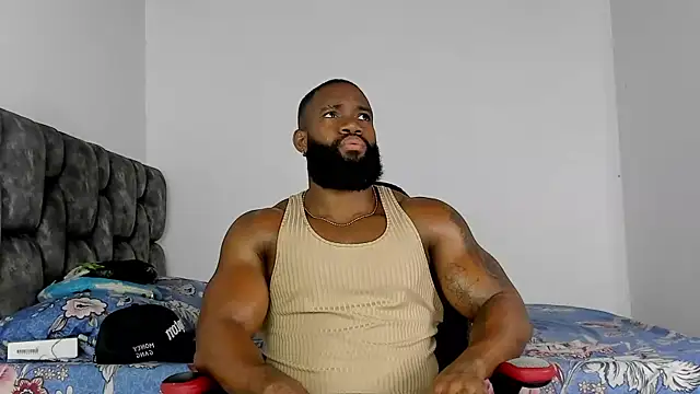 Snapshot of james_musclebbc chatting on November 11, 2025, 8:03 pm james musclebbc online show from November 11, 2025, 8:03 pm