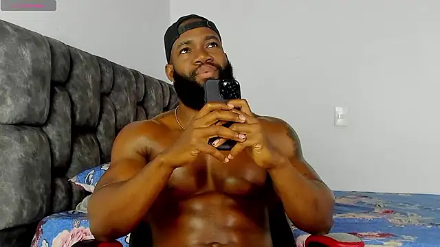 Snapshot of james_musclebbc chatting on September 10, 2025, 12:37 pm james musclebbc online show from September 10, 2025, 12:37 pm