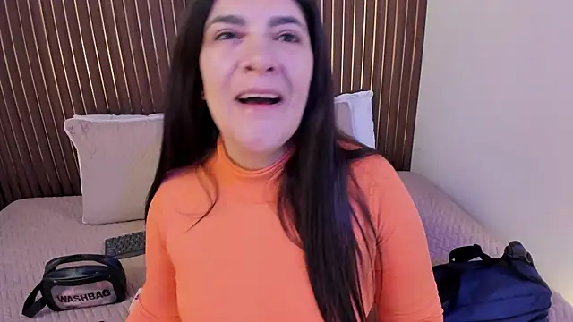 Roxie-NS online show from November 4, 2025, 12:20 pm