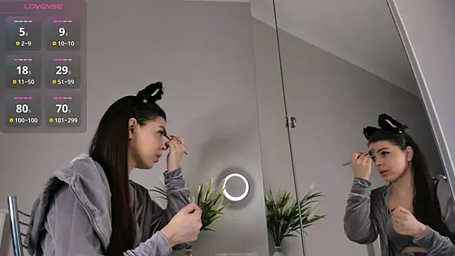 AuroraVice online show from November 24, 2025, 6:24 am