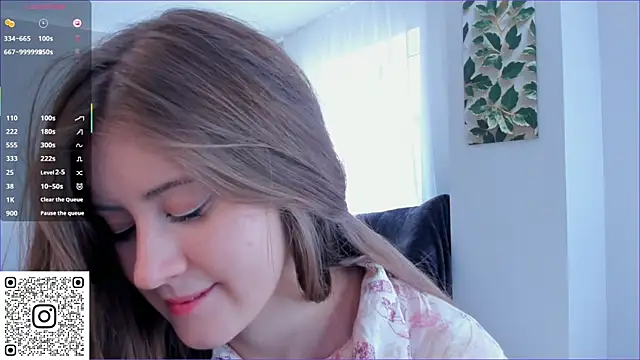 Snapshot of Orivienne chatting on September 16, 2025, 7:09 am Orivienne online show from September 16, 2025, 7:09 am