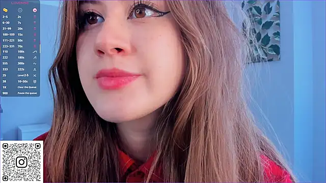 Snapshot of Orivienne chatting on September 20, 2025, 6:40 am Orivienne online show from September 20, 2025, 6:40 am