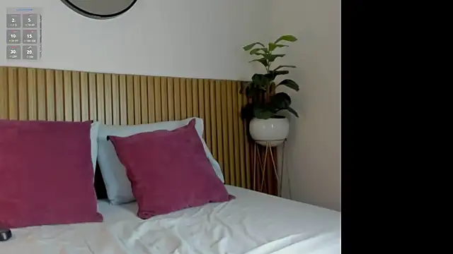 angie leonn online show from October 30, 2025, 12:14 pm