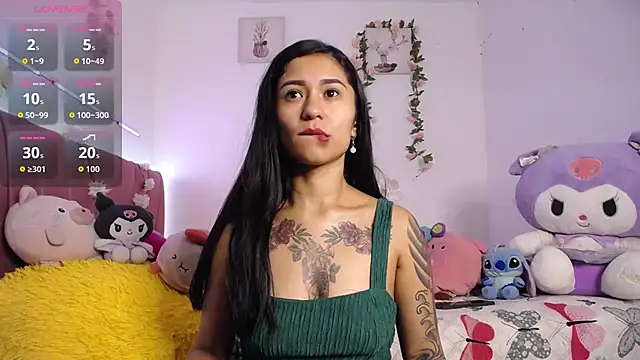 Snapshot of Liahdiaz_ chatting on February 13, 2026, 1:44 pm Liahdiaz online show from February 13, 2026, 1:44 pm