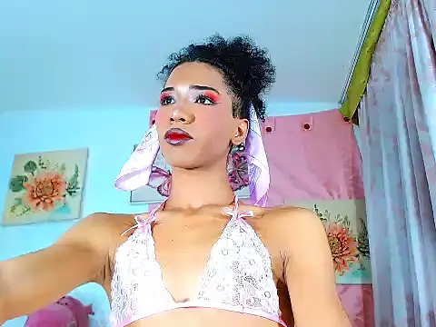 Snapshot of ebonydirtydoll25cm chatting on October 16, 2025, 6:21 am ebonydirtydoll25cm online show from October 16, 2025, 6:21 am