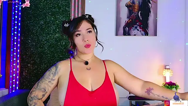 sarawolff online show from July 16, 2026, 5:15 am