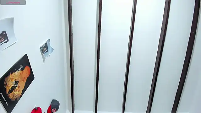 Rihanna hotx online show from February 18, 2026, 3:04 am