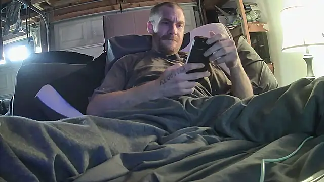 Tiggitytomociti online show from November 6, 2025, 11:20 pm