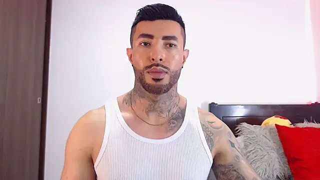 andrea de lucaa online show from March 2, 2026, 2:56 am