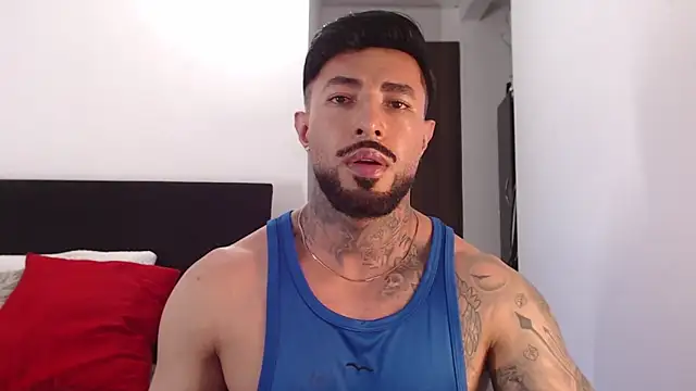 Snapshot of andrea_de_lucaa chatting on June 12, 2026, 3:48 am andrea de lucaa online show from June 12, 2026, 3:48 am