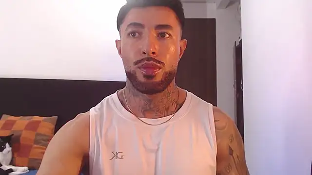 Snapshot of andrea_de_lucaa chatting on July 16, 2026, 4:09 am andrea de lucaa online show from July 16, 2026, 4:09 am
