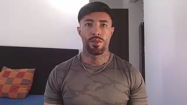 Snapshot of andrea_de_lucaa chatting on July 20, 2026, 2:52 am andrea de lucaa online show from July 20, 2026, 2:52 am