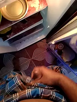 maddy3108 online show from November 26, 2025, 6:13 am