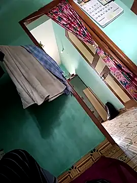 maddy3108 online show from December 15, 2025, 6:52 am