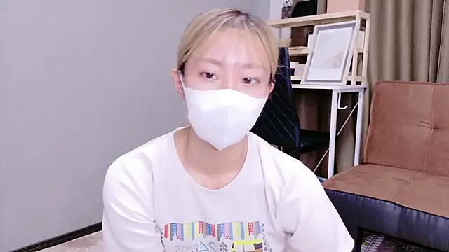 Snapshot of Nana__ch chatting on October 10, 2025, 3:40 am Nana ch online show from October 10, 2025, 3:40 am