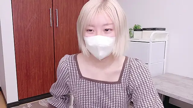 Snapshot of Nana__ch chatting on March 24, 2026, 6:08 pm Nana ch online show from March 24, 2026, 6:08 pm