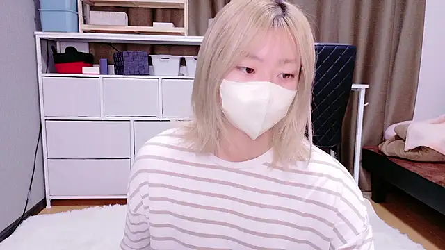 Snapshot of Nana__ch chatting on November 28, 2025, 4:34 am Nana ch online show from November 28, 2025, 4:34 am