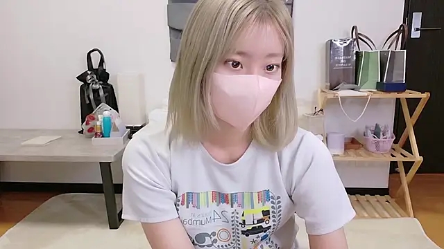 Snapshot of Nana__ch chatting on November 12, 2025, 11:36 am Nana ch online show from November 12, 2025, 11:36 am