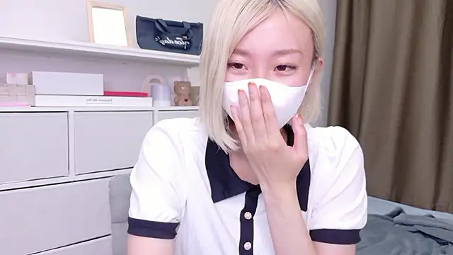 Nana  ch online show from June 18, 2026, 4:23 pm
