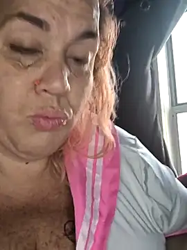 Courdles online show from November 12, 2025, 5:50 pm