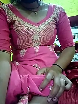 Snapshot of Komal-741 chatting on October 26, 2025, 5:24 pm Komal-741 online show from October 26, 2025, 5:24 pm