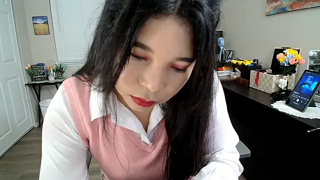 SHEILYN  online show from April 10, 2026, 4:19 am