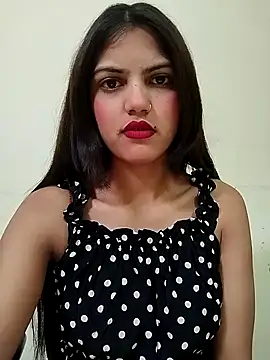 sexy lips99 online show from December 2, 2025, 6:15 am