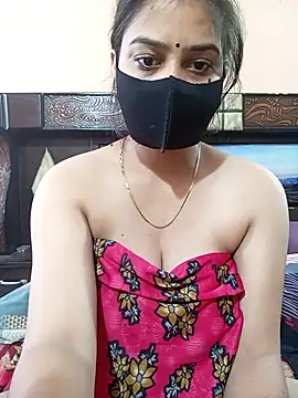 Priyanka Pal online show from October 15, 2025, 2:32 am