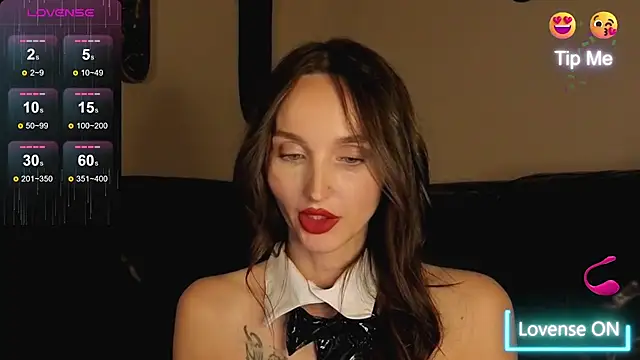 Snapshot of xSweetMissx chatting on September 12, 2025, 8:08 pm xSweetMissx online show from September 12, 2025, 8:08 pm
