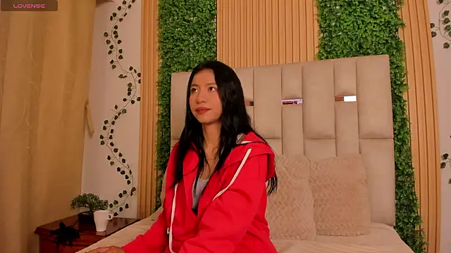 Tiffany Nm online show from March 10, 2026, 8:57 pm