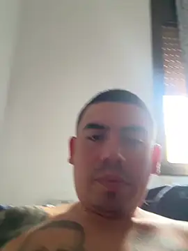 Snapshot of davidxxx099 chatting on March 1, 2026, 3:56 pm davidxxx099 online show from March 1, 2026, 3:56 pm