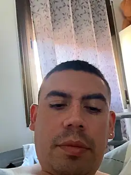 Snapshot of davidxxx099 chatting on February 22, 2026, 2:41 pm davidxxx099 online show from February 22, 2026, 2:41 pm