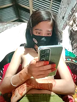 Snapshot of maya-Couple19 chatting on September 21, 2025, 6:46 pm maya-Couple19 online show from September 21, 2025, 6:46 pm