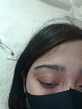 maya-Couple19 online show from February 18, 2026, 6:04 pm