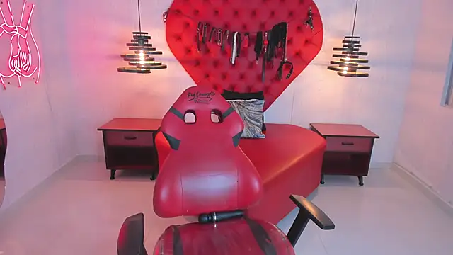 Snapshot of Miiaa_Foxyy_ chatting on September 16, 2025, 3:51 am Miiaa Foxyy online show from September 16, 2025, 3:51 am