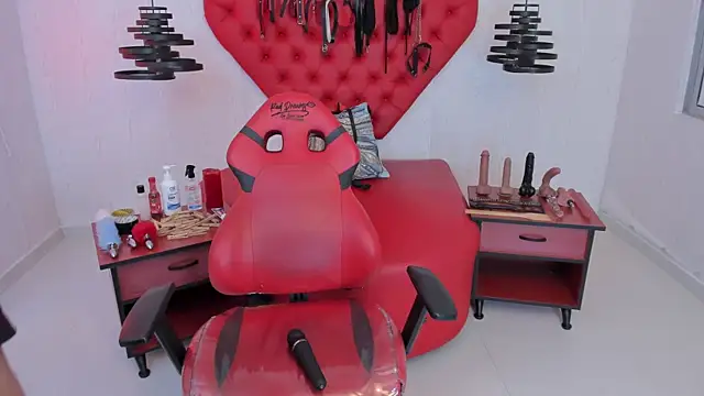 Snapshot of Miiaa_Foxyy_ chatting on September 13, 2025, 4:23 am Miiaa Foxyy online show from September 13, 2025, 4:23 am