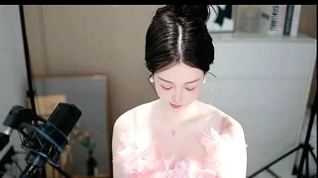 abbyli12 online show from January 14, 2026, 5:16 pm