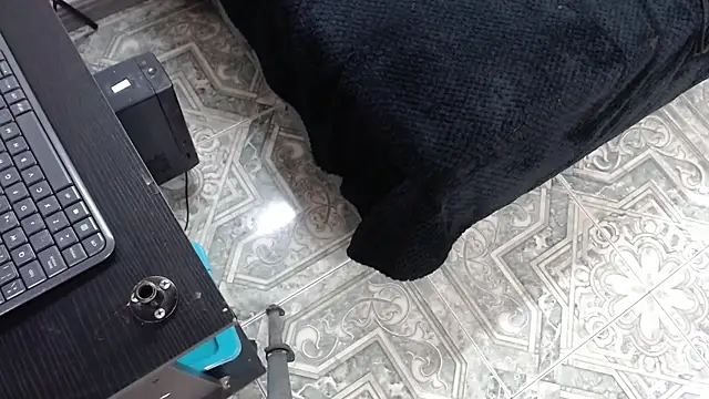 Snapshot of poison_doll2 chatting on February 10, 2026, 1:54 pm poison doll2 online show from February 10, 2026, 1:54 pm