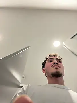 amo660 online show from April 13, 2026, 5:06 pm