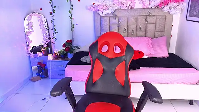 Isla rosee18 online show from April 17, 2026, 8:44 pm